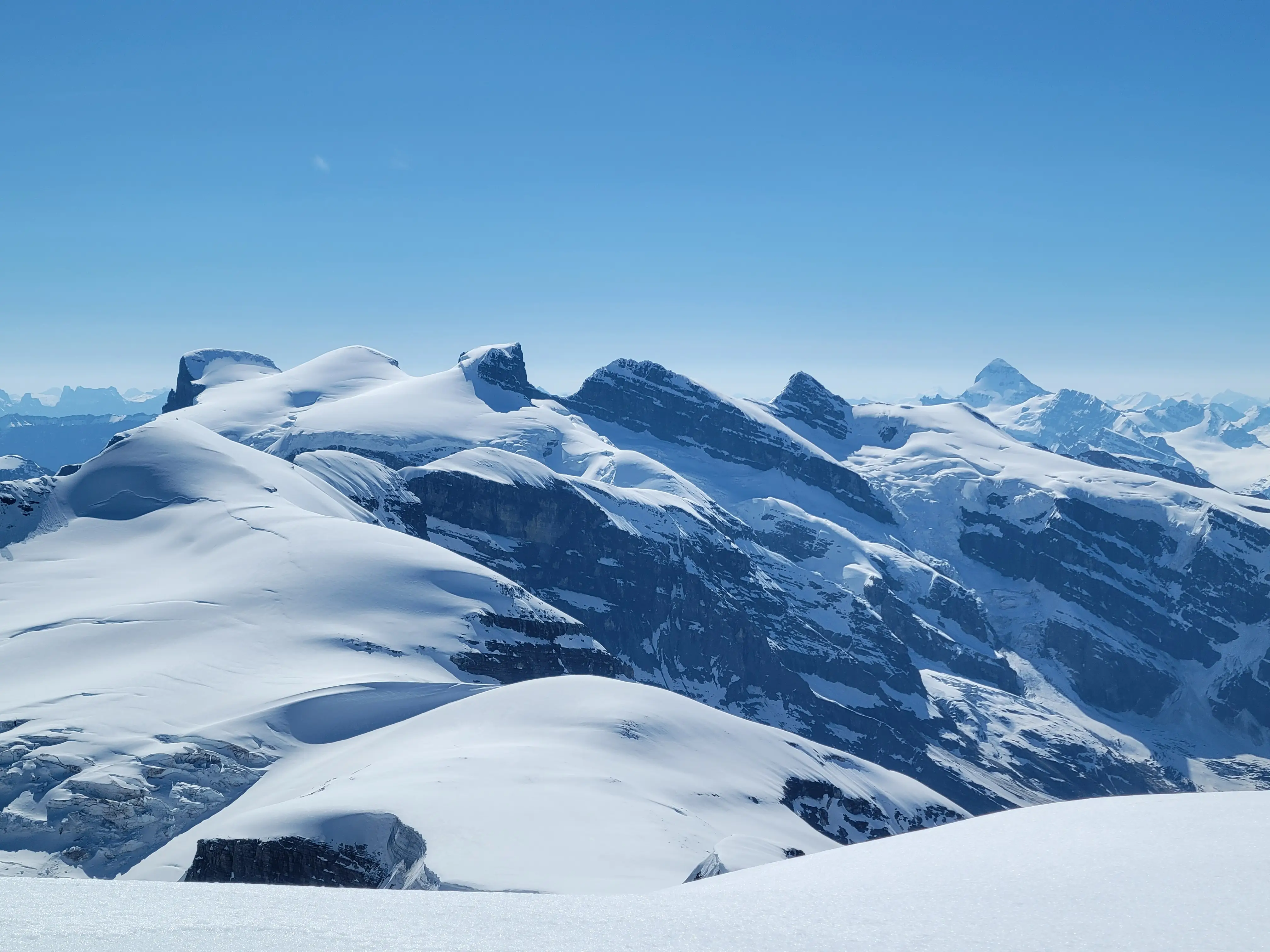The View south from the summit of Mount Alexandra featuring The Lyells and Mount Forbes.